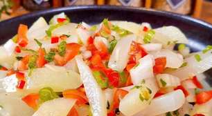 Salada de chuchu deliciosa e fácil de preparar, ideal para o seu cardápio do dia a dia