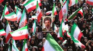 Marinha do Irã está pronta para derrotar inimigos, diz Khamenei