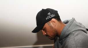 Campeão do UFC passa por cirurgia no joelho após lesão em luta