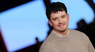 O integrante dos Beatles que Asa Butterfield tentou interpretar no cinema