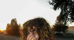 Quem é Bella Kay, nova voz do pop rock que está viralizando com a música "iloveitiloveitiloveit"?