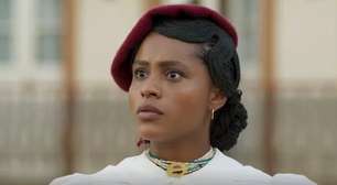 Atriz de 'A Nobreza do Amor' surge em clima de romance com cantor famoso na praia