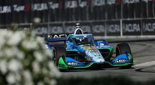 Indy: Em largada confusa, Rosenqvist mantém a ponta e brasileiro Caio Collet faz prova segura