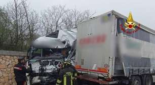 Caminhoneiro morre atropelado na Itália em protesto contra alta no combustível