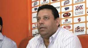 Ex-presidente do Vila Nova é preso por caso de injúria racial em jogo contra o Operário