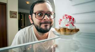 Fome à noite: o que comer para perder peso sem prejudicar o sono