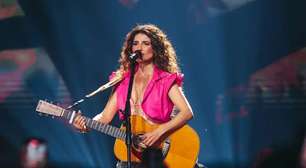 Paula Fernandes reúne nata do sertanejo para comemorar 30 anos de carreira