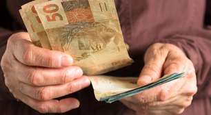 Idade para isenção do Imposto de Renda: Quando você vai deixar de pagar R$ 490 por mês