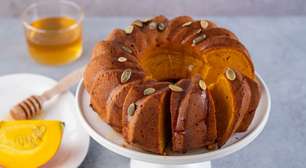 9 receitas de bolo fit para o café da manhã ou lanche da tarde