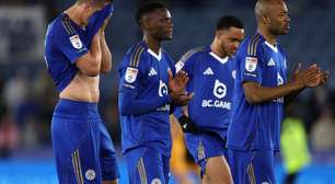 Leicester é rebaixado para terceira divisão da Inglaterra e cai no ostracismo