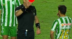'Jogo brusco grave': árbitro explica expulsão de jogador do Juventude contra o São Paulo após VAR