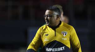 Roger Machado desabafa sobre vaias das arquibancadas após vitória