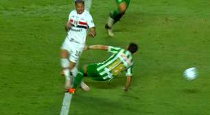 'Jogo brusco grave': ouça áudio do VAR sobre expulsão de jogador do Juventude contra o São Paulo