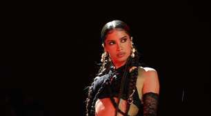 Shakira segue divulgando "Choka Choka" e ganha declaração de Anitta: "Rainha da América Latina"