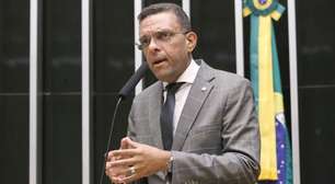 'Família Bolsonaro não deve se meter mais nas eleições do Rio, porque só apresentam ladrão', diz deputado ex-bolsonarista Otoni de Paula