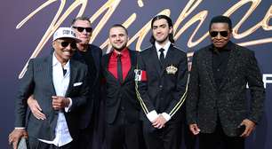 "Michael": filhos comparecem no lançamento, filha Paris Jackson não