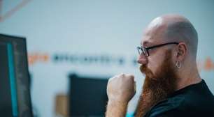 IA executa tarefas e reposiciona papéis em tecnologia