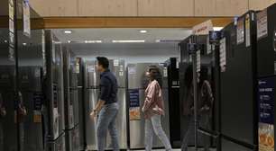 Quer trocar de geladeira? Programa oferece coleta grátis e até 10% de desconto; entenda como funciona