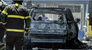 Volvo C40 pega fogo em Curitiba; fabricante investiga caso