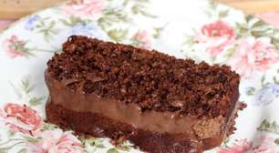 Bolo de chocolate zero açúcar, que fica muito macio e molhadinho e mantém todo o sabor do chocolate