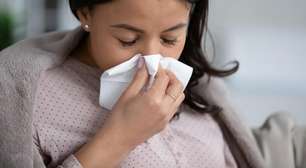 Segurar espirro pode aumentar risco de AVC e ruptura de aneurisma; entenda