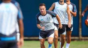 Grêmio abre treino e ganha reforços para duelo com o Coritiba; veja provável escalação