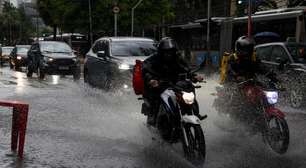Chuva forte e queda de temperatura marcam avanço de frente fria no Sul