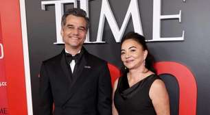 Mãe de Wagner Moura chama atenção em evento com o ator; saiba quem é