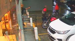 Justiça condena Estado de SP a pagar R$ 200 mil aos pais de jovem morto pela PM em mercado