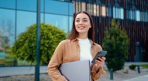 Eles trabalham 9 horas a menos que os brasileiros e ainda recebem dinheiro do governo: porque os islandeses são os mais felizes do mundo