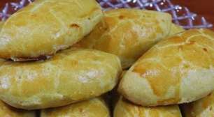 Pastel assado com massa muito leve e crocante que derrete na boca, ideal para o lanche ou jantar