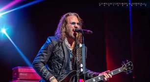 Roqueiro de casaca, Kip Winger se despede dos palcos no Bangers Open Air