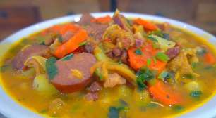 Dobradinha muito bem temperada, um prato forte e divino que sustenta e agrada a família