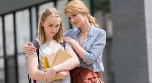 Por que pedimos desculpas demais? A psicologia por trás do hábito que transforma educação em reflexo automático