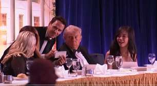 Donald Trump é retirado às pressas de jantar nos EUA após disparos