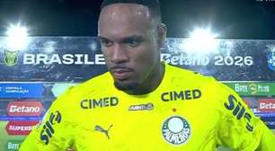 Carlos Miguel dedica vitória aos goleiros e celebra união por Abel: "Corremos por ele"