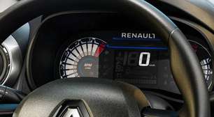Hatch da Renault vira vergonha e só vende 4 unidades; montadora joga parcelas no chão para reagir