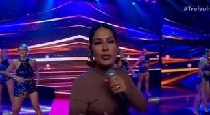 Simone Mendes é detonada por vestido usado no 'Troféu Imprensa': 'Tenebroso'