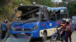 Colômbia vive nova escalada de violência a um mês de eleições presidenciais