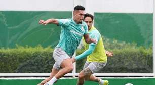 Paulinho treina sem restrições no Palmeiras em preparação para jogo da Libertadores