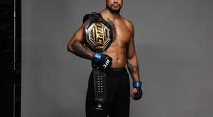 Campeão do UFC, Carlos Ulberg atualiza sobre recuperação de lesão no joelho