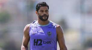 Hulk treina separado, não viaja e aguarda reunião no Atlético