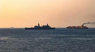 Irã propõe reabrir Estreito de Ormuz para dar fim a guerra, mas adia negociação nuclear