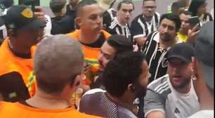 Torcedores do Atlético relatam violência da segurança da Arena MRV. Clube solta nota