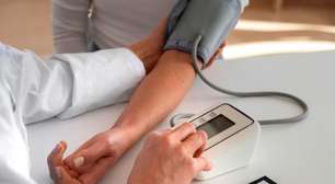 Cuidar da mente também ajuda a controlar a pressão alta