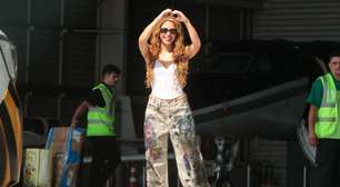 Por que Laundry Service foi o divisor de águas na carreira de Shakira?