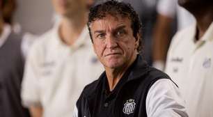Cuca diz que Neymar e Gabigol são dúvidas do Santos para clássico