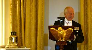 'Você está bêbado?', perguntou Trump a rei Charles III após discurso cheio de piadas