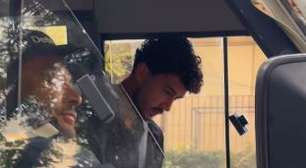 Zagueiro do Corinthians compra carrão e precisa voltar a auto escola