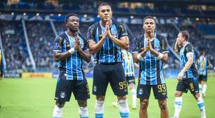 Carlos Vinícius lamenta após perder três pênaltis em empate do Grêmio na Sul-Americana: 'Faz parte'